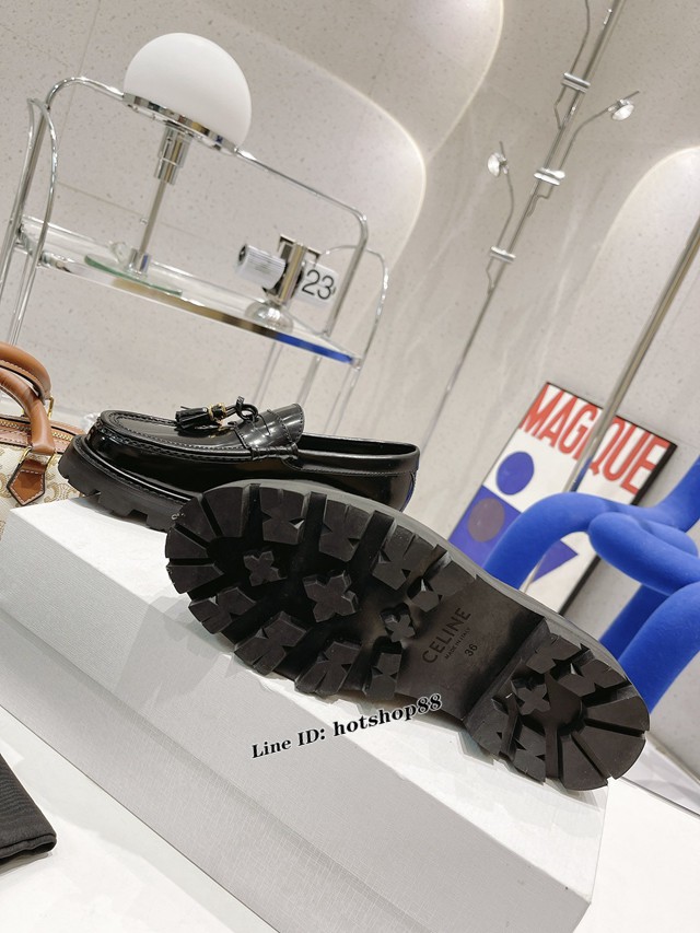 Celine專櫃款女鞋 賽琳2022早春新款凱旋門樂福鞋系列流蘇款單皮鞋 dx2142